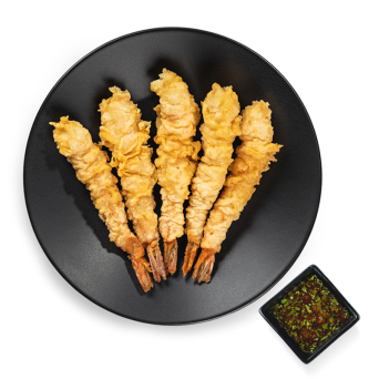 Big tiger tempura shrimps with sweet chili sauce